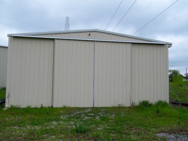 110 W Oak St, Benld, IL 62009
